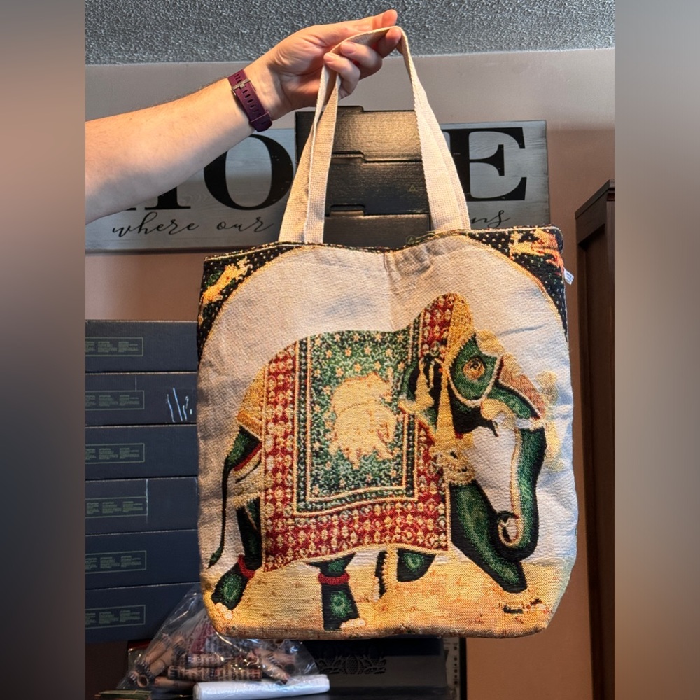 Tote - Picture 2 of 2